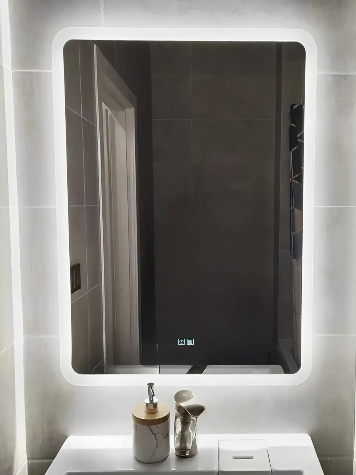 Зеркало Emze Led Front 60x80 / LED.FRONT.60.80.AF.4K (c подсветкой, с функцией антизапотеванием)