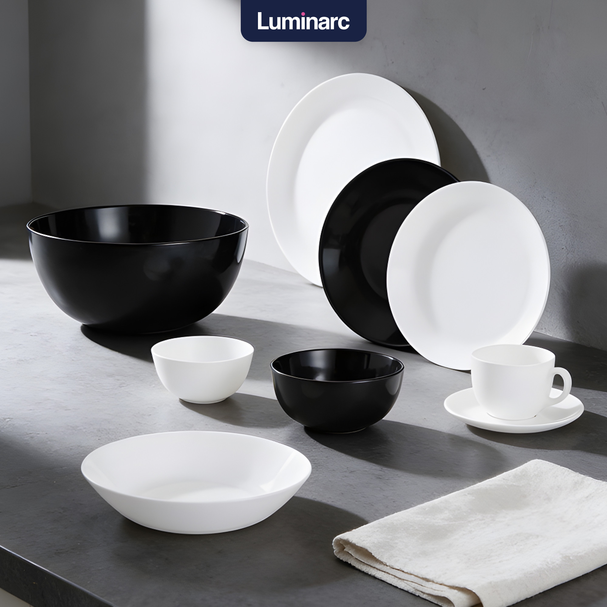Набор столовой посуды Luminarc Diwali P4678 (44пр, черный/белый)