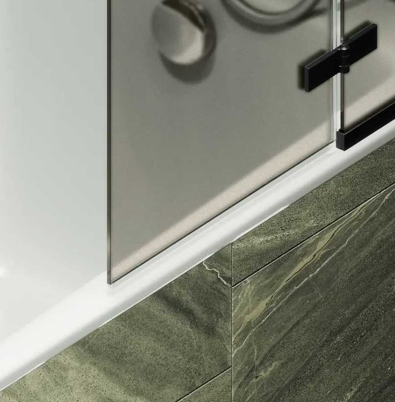 Стеклянная шторка для ванны MaybahGlass MGV-658-6 (бронзовое матовое стекло/черный) — фото 5