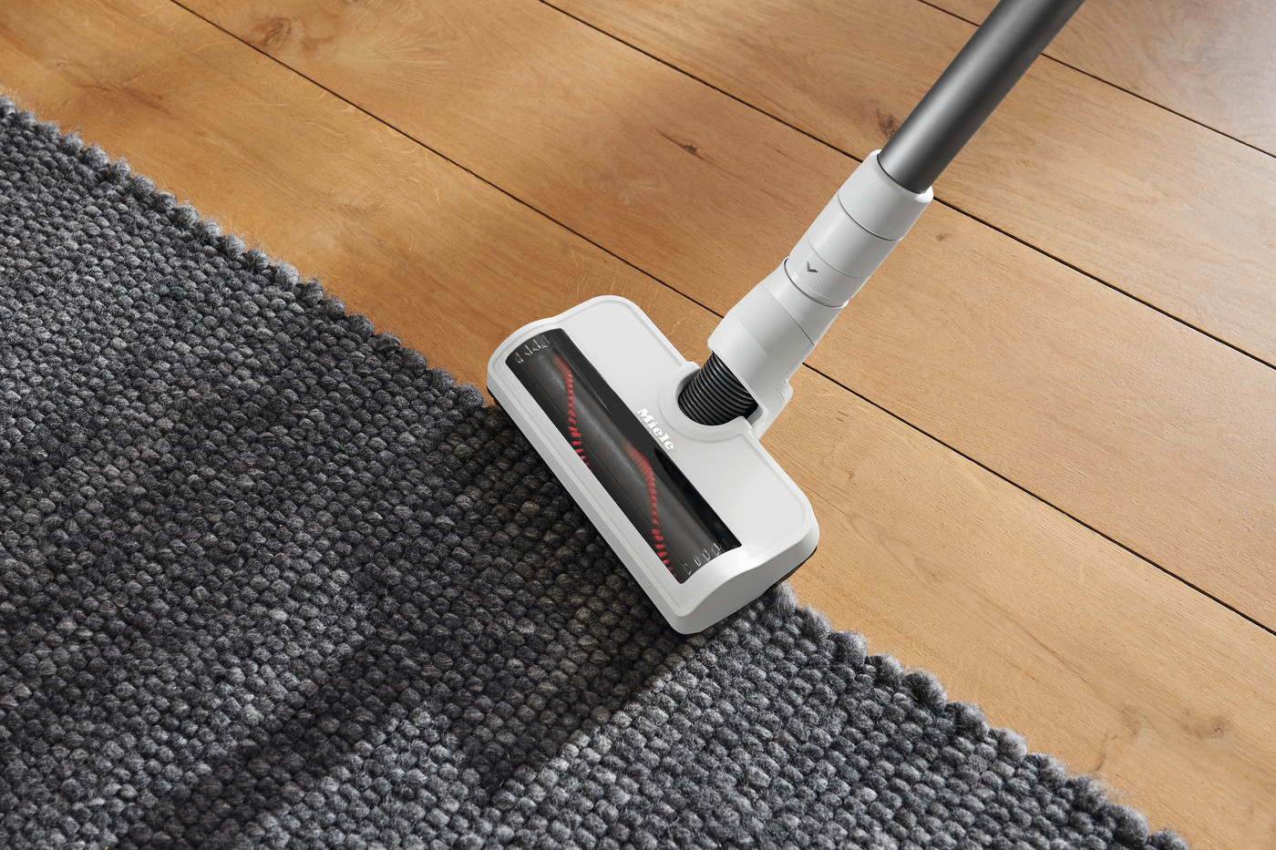 Вертикальный пылесос Miele SQLL0 Duoflex HX1 / 41QLL031EU1 (белый, синий) — фото 4