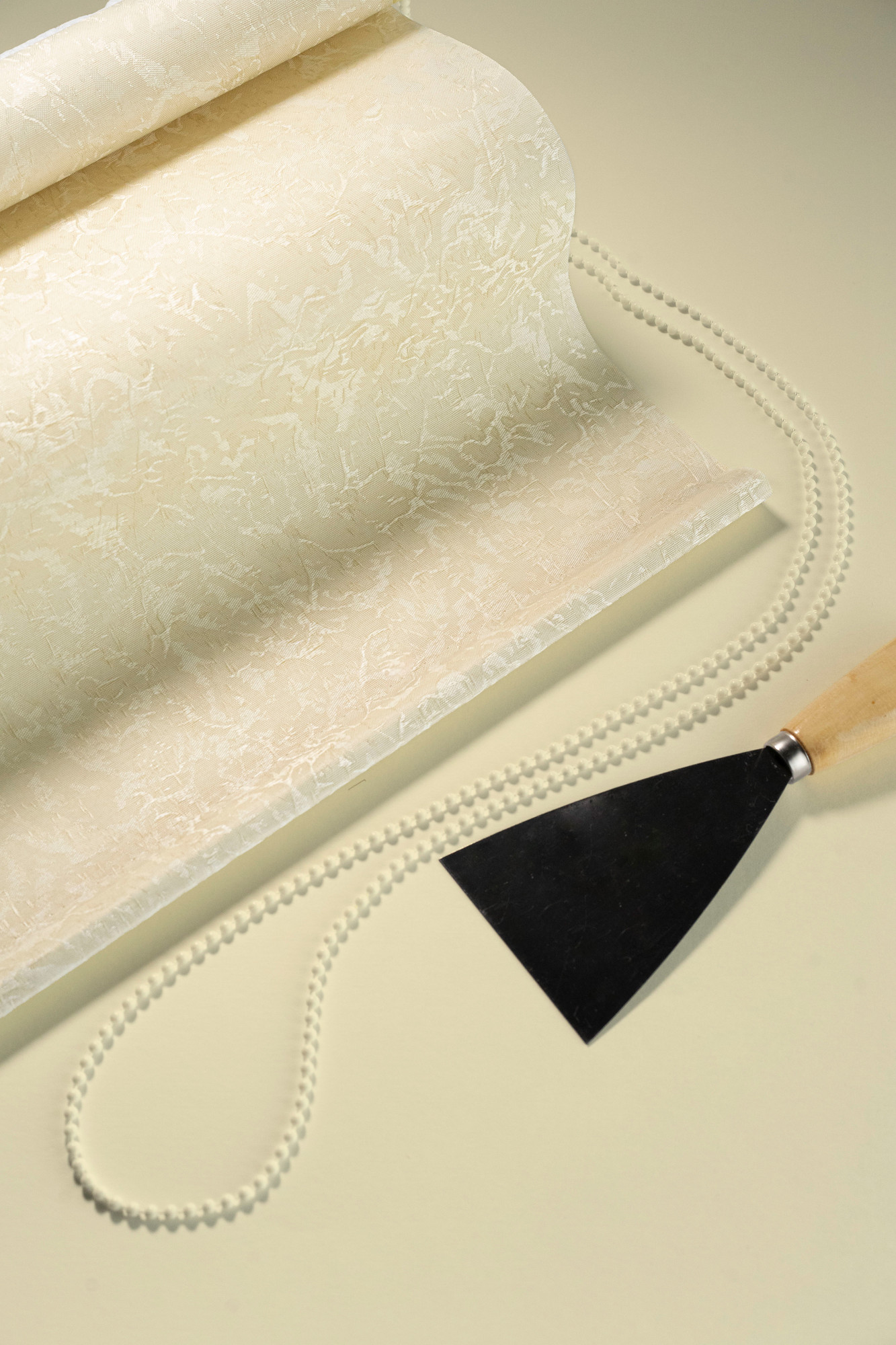 Рулонная электроштора НеоФьюжен Джерси 170х250 левая (светло-бежевый, белая фурнитура) — фото 2