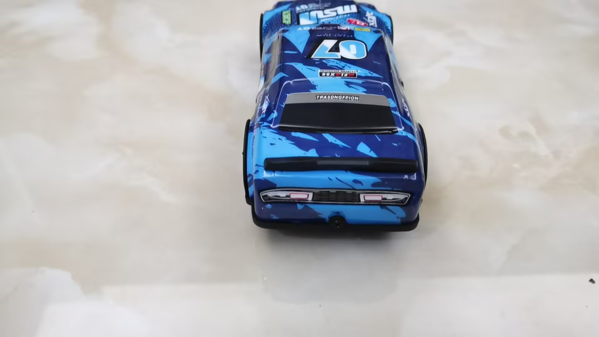 Игрушка на пульте управления Labalu PVC освещенный RC гоночный 4-канальный (синий) — фото 3