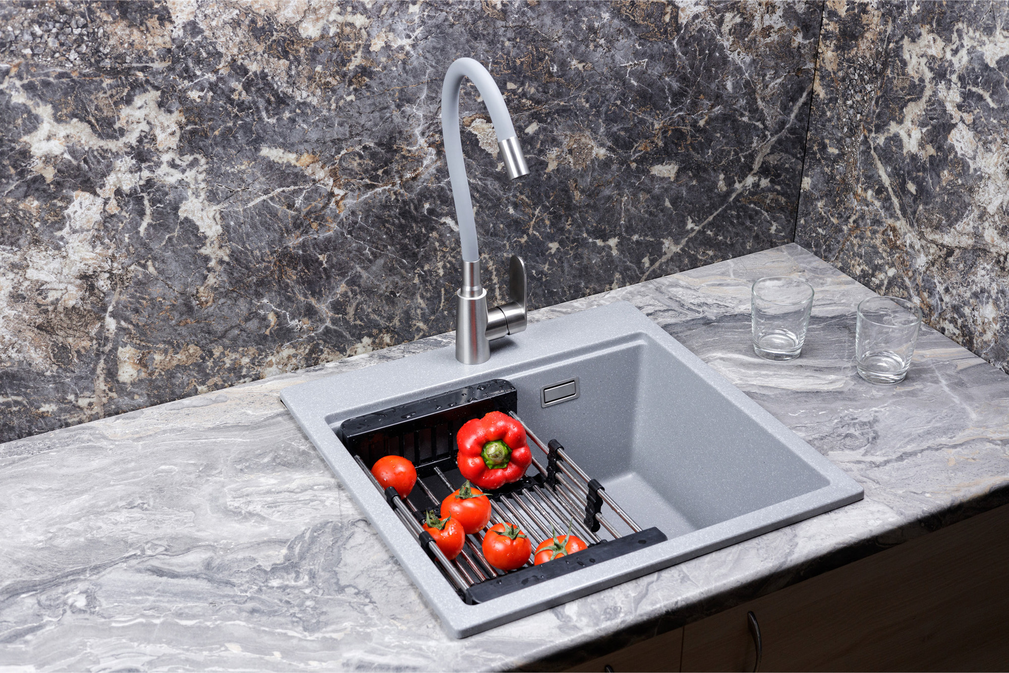 Мойка кухонная Marblan Comfort 50 (серебристый, с сифоном и колландером) — фото 4