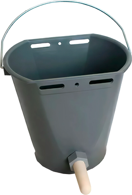 Ведро для поения животных Экстрасервис С соской 144 (8л)