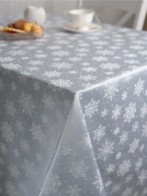 Скатерть Моготекс Серебряные снежинки 02ШС1-14-КВ рис.2652/250302 (180x150)