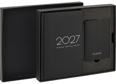 Подарочный набор Brauberg Black Coal. Ежедневник 2027 с обложкой для паспорта / 118699
