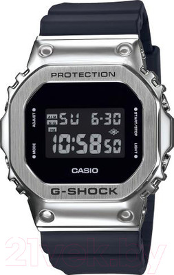 Часы наручные мужские Casio GM-5600-1ER