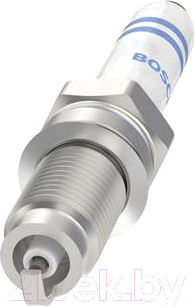 Свеча зажигания для авто Bosch 0241135520