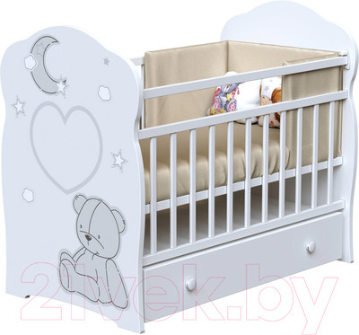 Детская кроватка VDK Bear And Moon маятник и ящик (белый)