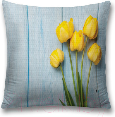 Наволочка декоративная JoyArty Желтые тюльпаны на деревянных досках / sl_59399