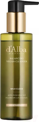 Гель для умывания d'Alba Mild Skin Balancing Vegan Cleanser (200мл)