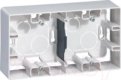 Коробка открытого монтажа Legrand Etika 672530 (белый)