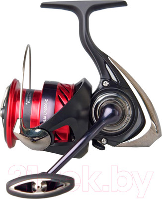 Катушка безынерционная Daiwa 23 Ninja LT4000-C / 10009-007