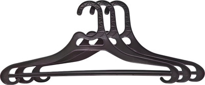 Набор пластиковых вешалок-плечиков Полимербыт 4331800 (3шт)