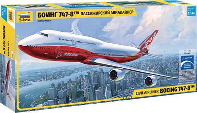 Сборная модель Звезда Пассажирский авиалайнер Боинг 747-8 / 7010