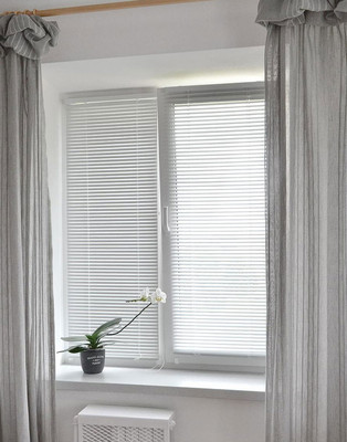 Жалюзи горизонтальные Delfa СГЖМ-300/13 (43x150, белый)