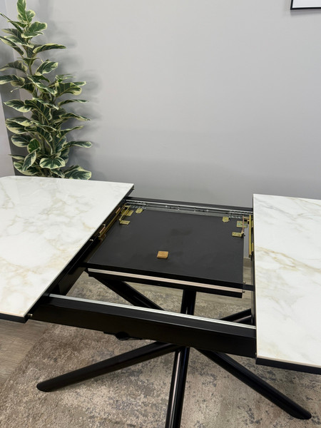 Изображение товара Обеденный стол Kenner DF1250 (черный/керамика мрамор белый глянец)