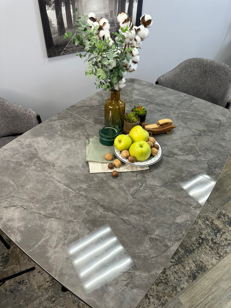 Изображение товара Обеденный стол Kenner DF1250 (черный/керамика мрамор серый глянец)