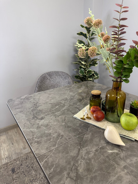 Изображение товара Обеденный стол Kenner DL1300 (черный/керамика мрамор серый глянец)