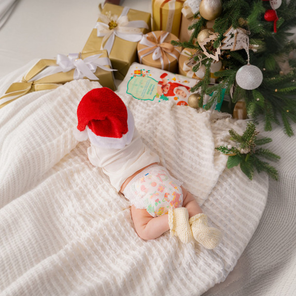 Изображение товара Подгузники детские Offspring S 3-6кг Первый Новый Год / OF01S48XMAS (48шт)