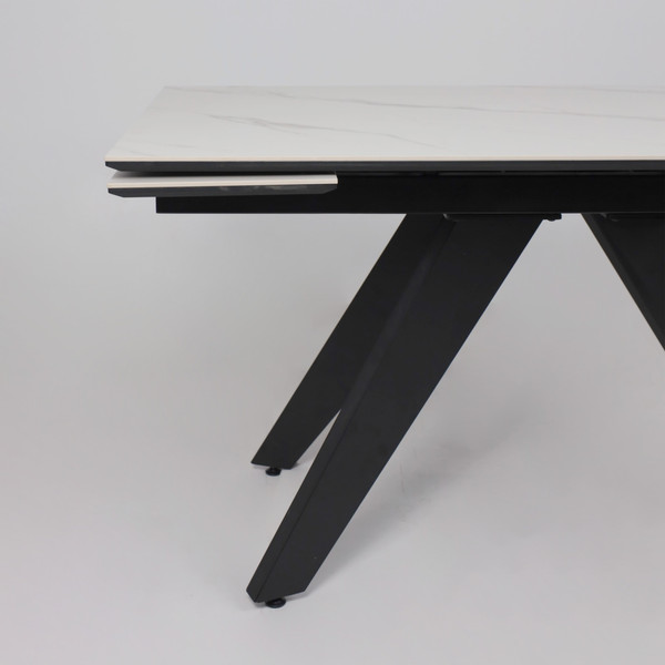 Изображение товара Обеденный стол LEPREMO AV 2122 раздвижной 140-200x85  (белый, матовый Snow White/черный)