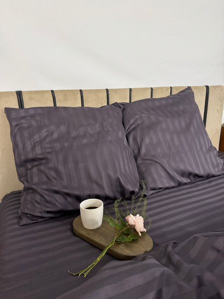 Изображение товара Комплект постельного белья Samsara Страйп-сатин 2сп 50х70 (мокрый асфальт, простыня на резинке)