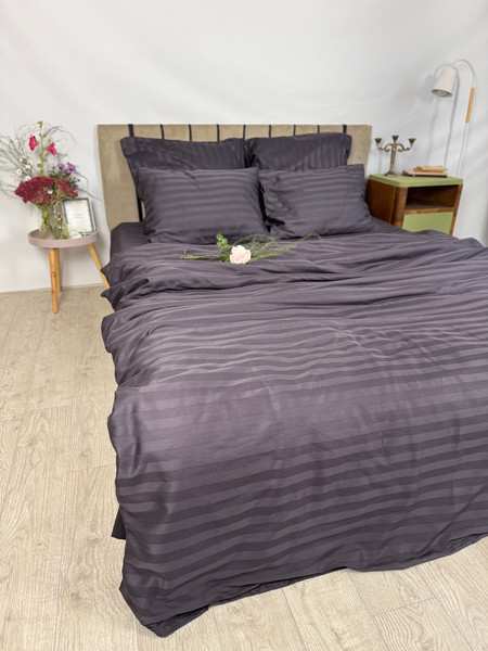 Изображение товара Комплект постельного белья Samsara Страйп-сатин Евро 70х70 (мокрый асфальт, простыня на резинке)