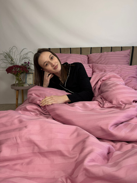 Изображение товара Комплект постельного белья Samsara Страйп-сатин 2сп 70х70 (пудра, простыня на резинке)