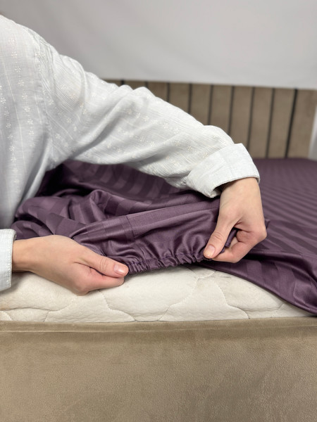 Изображение товара Комплект постельного белья Samsara Страйп-сатин Дуэт 70х70 (черника, простыня на резинке)