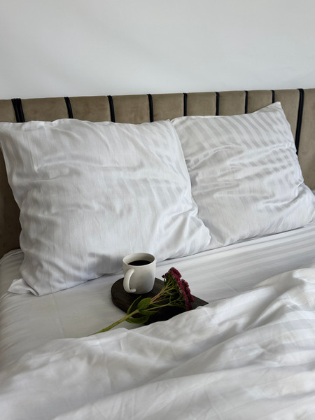 Изображение товара Комплект постельного белья Samsara Страйп-сатин 2сп 50х70 (белый, простыня на резинке)