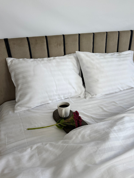 Изображение товара Комплект постельного белья Samsara Страйп-сатин 2сп 50х70 (белый, простыня на резинке)