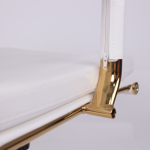 Изображение товара Кресло офисное AksHome Indigo LB (белый/золотой)