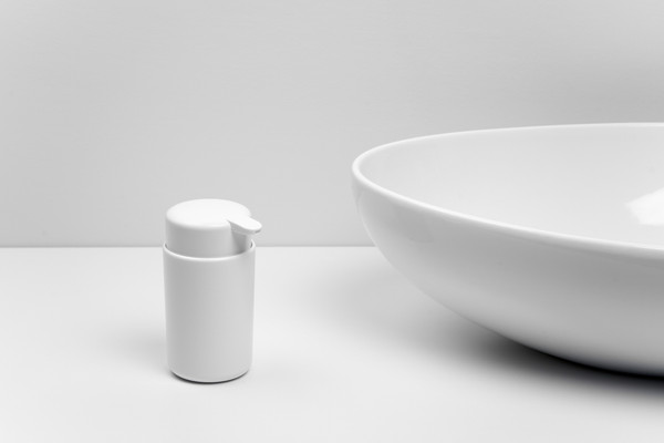 Изображение товара Дозатор для жидкого мыла AMBIENT Flux AFX033ABSWT (белый)