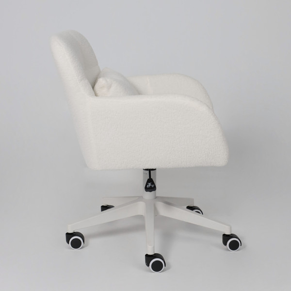 Изображение товара Кресло офисное AksHome Musa (букле/белый)
