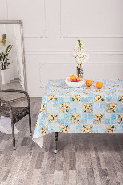 Изображение товара Скатерть Stolima Стольная 102-4 Лилия (140x140)