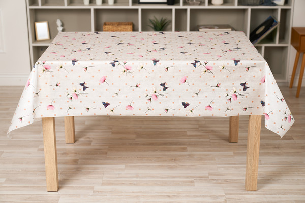 Изображение товара Скатерть Stolima Napco Бабочки и горох 4013 (180x130, карамель)