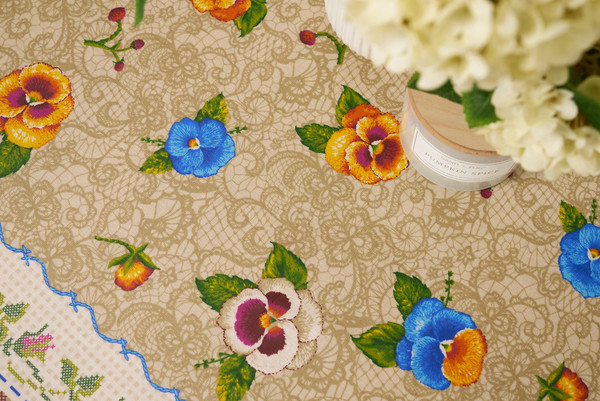 Изображение товара Скатерть Stolima Виниллайт 1001-1 Анютины глазки (180x140)