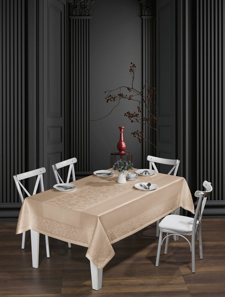 Изображение товара Скатерть DO&CO Verona 160x220 / 12310 (капучино)