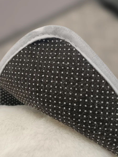 Изображение товара Коврик для ванной ILLU 50x80 / xb24123006 (белый зигзаг)