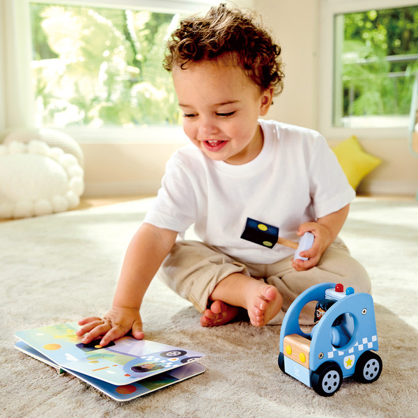 Изображение товара Развивающий игровой набор Hape Полиция / E3435_HP