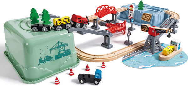 Изображение товара Железная дорога игрушечная Hape Железная дорога Портовая станция / E8769_HP