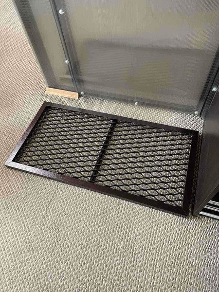 Изображение товара Решетка придверная ИМпласт 1.0х0.5 / 15479 (полимер)