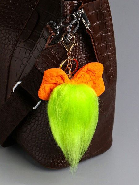 Изображение товара Брелок Sima-Land Пушистик на кольце. Чучундра с бантиком / 10904375 (салатовый)