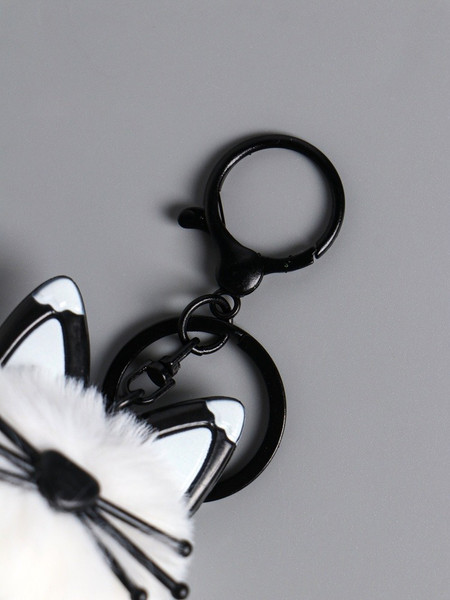 Изображение товара Брелок Sima-Land Пушистик на кольце. Белый кот / 10904373