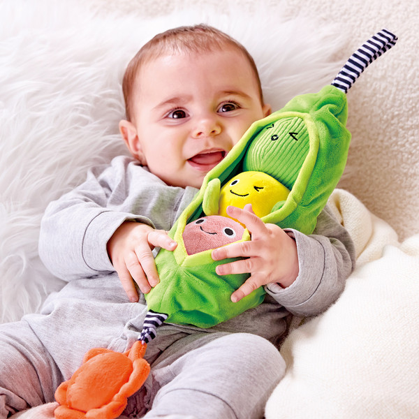 Изображение товара Развивающий игровой набор Hape Соня Подвесные друзья-горошины / E0135_HP