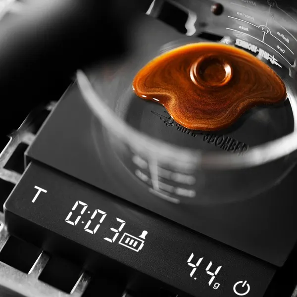Изображение товара Кухонные весы MHW-3BOMBER Cube Coffee Scale 3.0 Micro / ES5788B (черные)