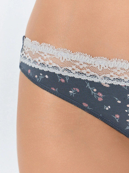 Изображение товара Комплект женских трусов Mark Formelle 412344-3 (р.102, цветы на темно-сером)