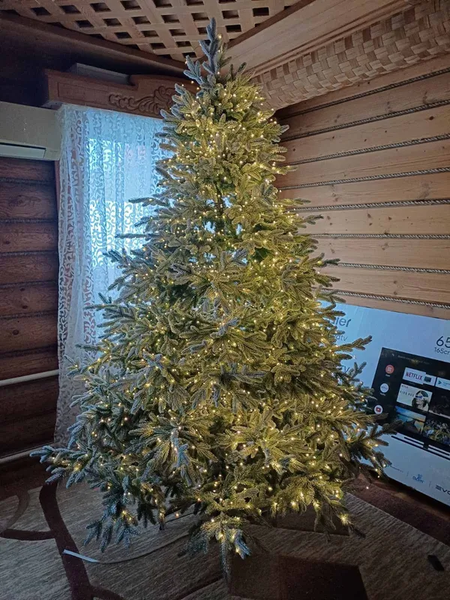 Изображение товара Ель искусственная Царь елка Раскидистая премиум заснеженная / РДП/ЗСНЖ-240