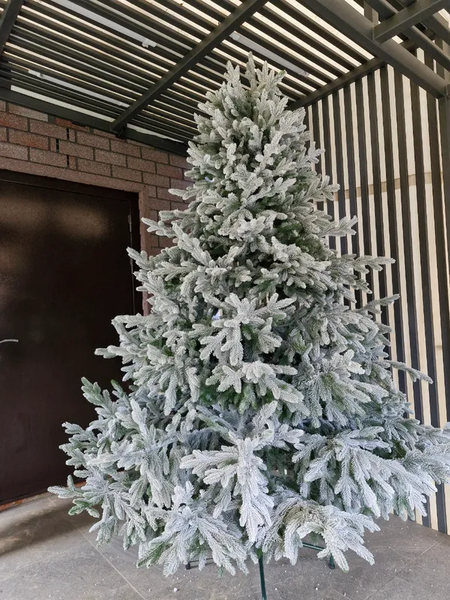 Изображение товара Ель искусственная Царь елка Раскидистая премиум заснеженная / РДП/ЗСНЖ-240