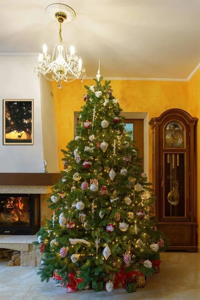 Изображение товара Ель искусственная Царь елка Пандора / ПНДР-180